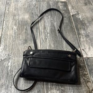 RUDSAK Black Crossbody Bag with Adjustable Strap